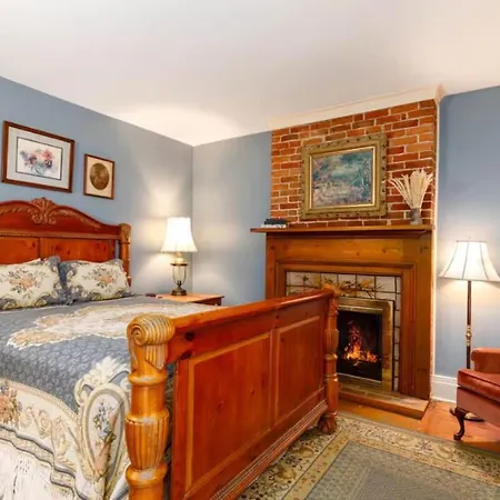 Briarstone Inn Unit 6