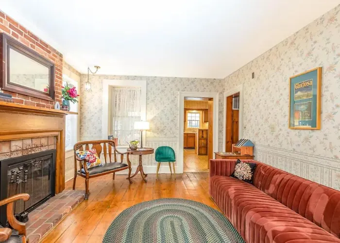 Apartment Briarstone Unit 6 *